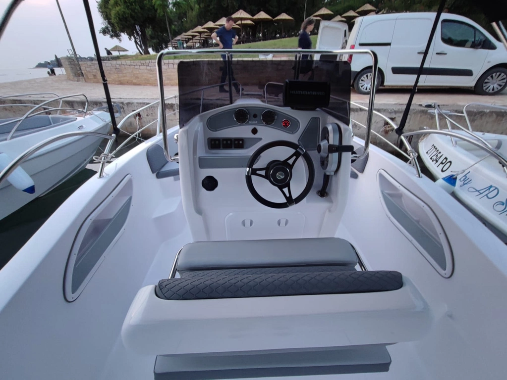 Blueline 21 150HP - picture 4